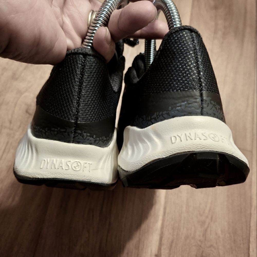 New Balance Black and White Athletic Shoes - Picture 7 of 10